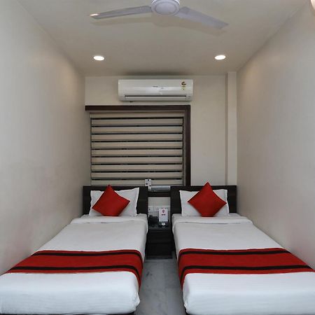 Capital O 8318 Beeu Guest House Liluāh المظهر الخارجي الصورة