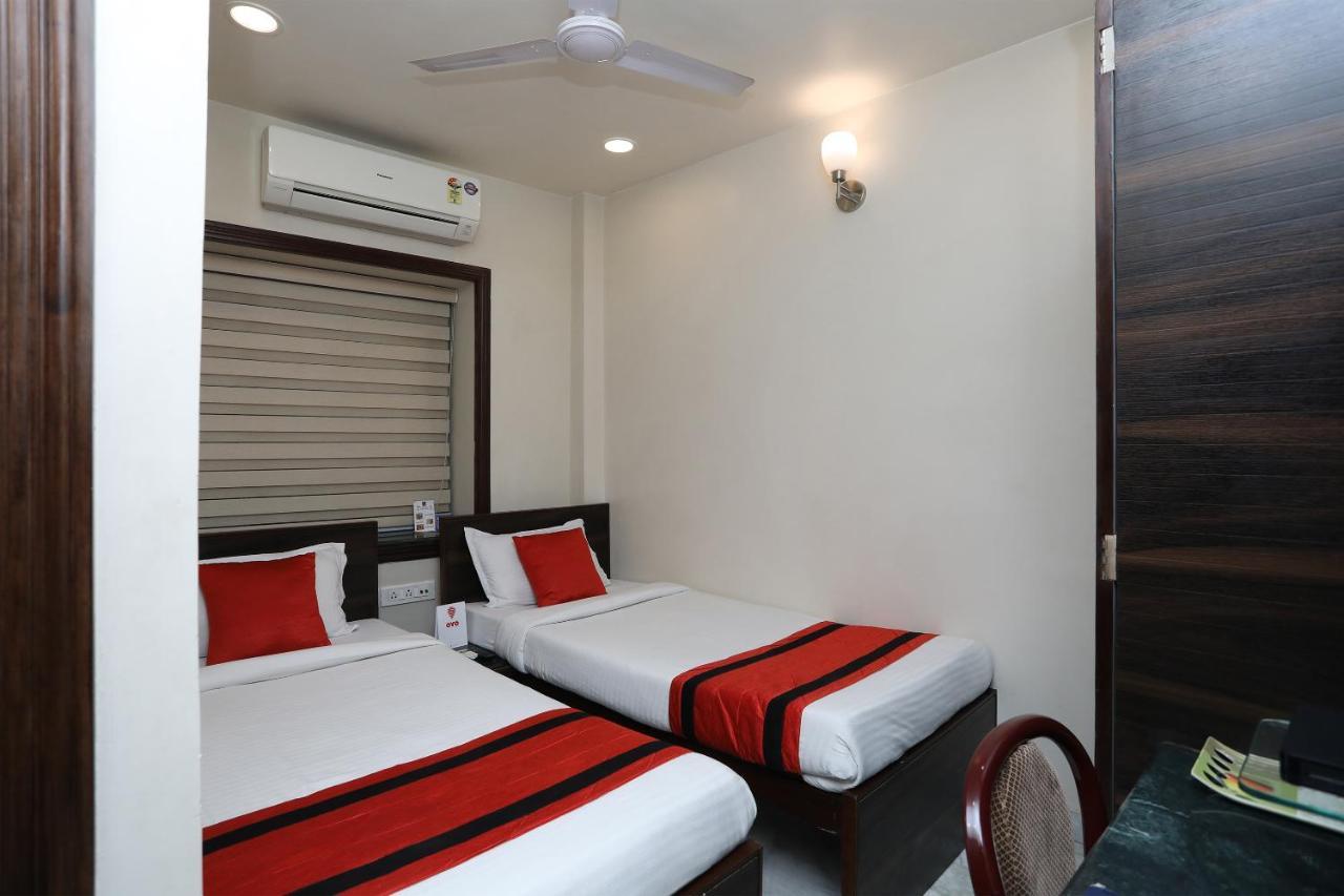 Capital O 8318 Beeu Guest House Liluāh المظهر الخارجي الصورة