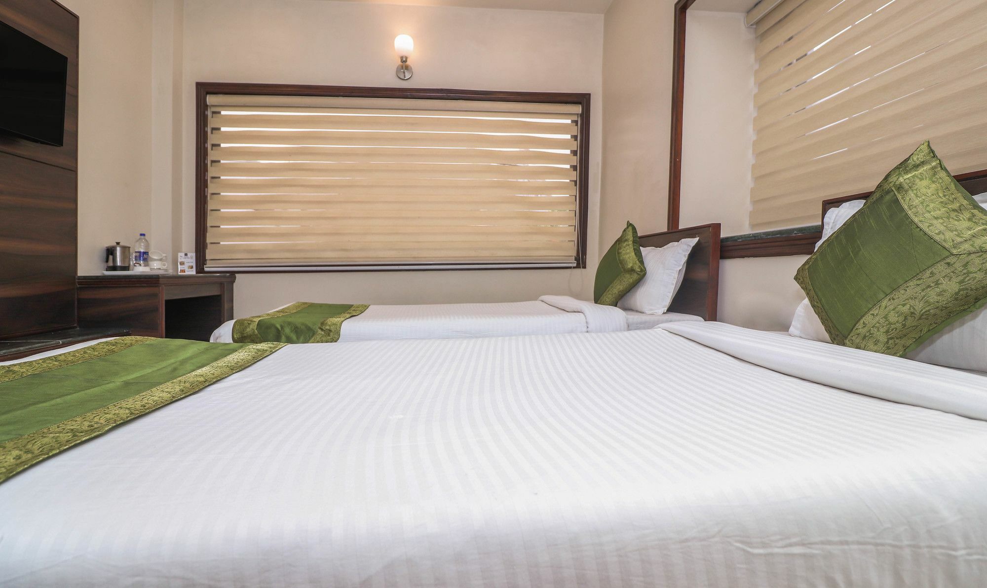 Capital O 8318 Beeu Guest House Liluāh المظهر الخارجي الصورة
